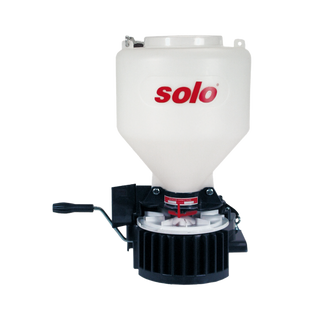Solo 421 Seed Spreaders